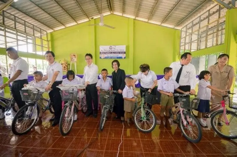 นางขนานจิตร กิ่งมาลา ประธานคณะแม่บ้านการไ...