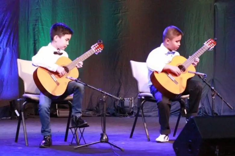 เมล็ดพันธุ์ดนตรีชั้นดี....7 เยาวชนเก่งเมืองสุพรรณบุรี ภูมิใจกับรางวัลดีเด่นเวที Yamaha Thailand Music Festival 2017