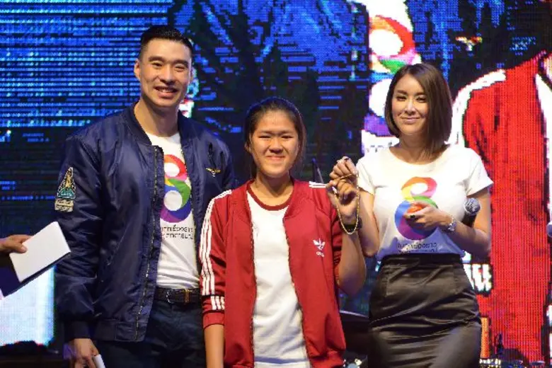 “จ๊ะ อาร์สยาม” จัดหนักเอาใจ “ชาวลำปาง”  ร้องเล่นเต้นโชว์ ใน “ช่อง 8 ซุปตาร์ตลาดแตก ออนทัวร์”