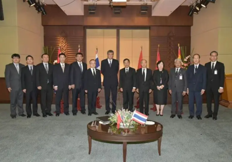 พลตำรวจเอก วัชรพล ประสารราชกิจ ประธานกรรม...