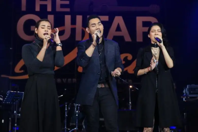 โรส ศิรินทิพย์ - ชาติ สุชาติ หอบเพลงรักสะกดอารมณ์คนฟัง ใน COVER NIGHT PLUS: The Guitar Duet