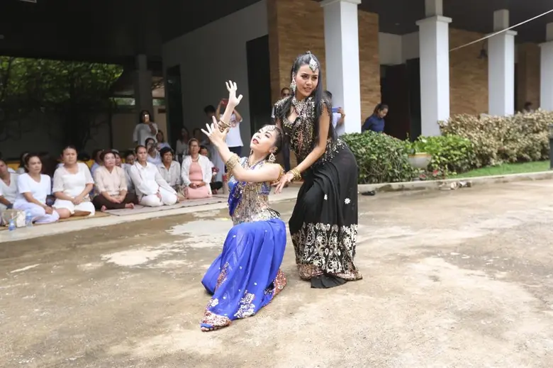 น๊อต กฤติน แท๊คทีม หนิง-จูน-ทอฝัน รำถวายปู่พิฆเนศร์-ปู่พญานาคมุจรินทร์ เบิกฤกษ์ละคร “บ่วงนาคราช”