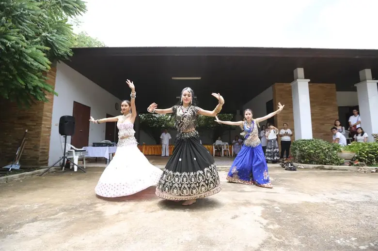 น๊อต กฤติน แท๊คทีม หนิง-จูน-ทอฝัน รำถวายปู่พิฆเนศร์-ปู่พญานาคมุจรินทร์ เบิกฤกษ์ละคร “บ่วงนาคราช”