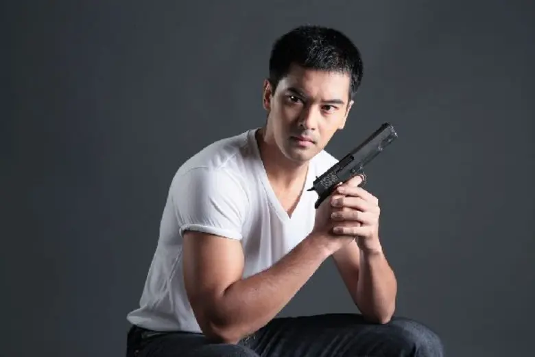 ออฟ ชนะพล สุดกดดันเล่นบท “จอม” ไต่ระดับความบู๊&ดราม่าใน “มือเหนือเมฆ”