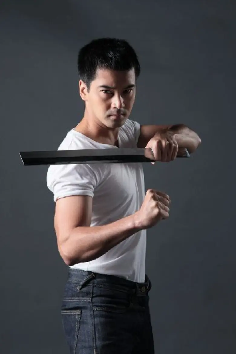 ออฟ ชนะพล สุดกดดันเล่นบท “จอม” ไต่ระดับความบู๊&ดราม่าใน “มือเหนือเมฆ”