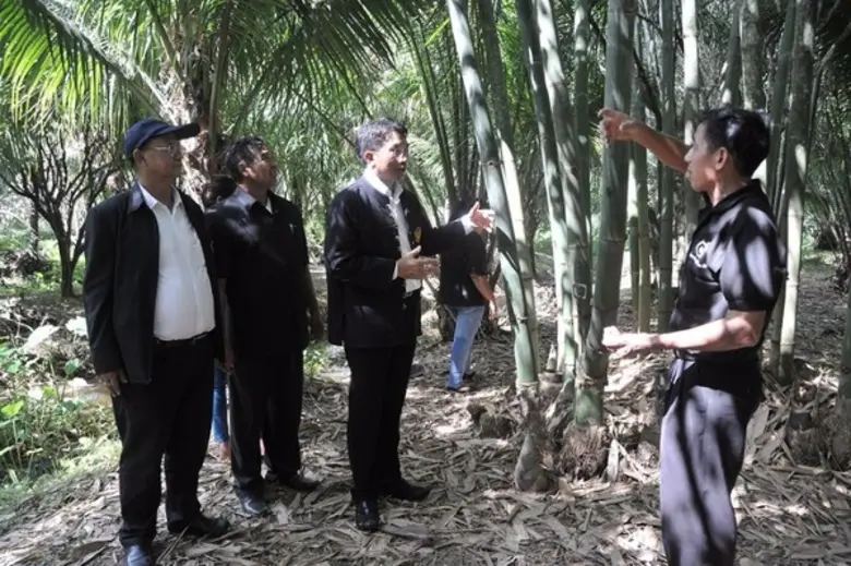 นายรัตนะ สวามีชัย รองอธิบดีกรมส่งเสริมการ...