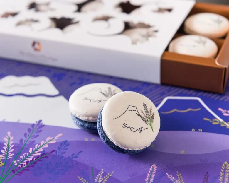 อัพแอนด์อะบัฟ บาร์ (Up & Above Bar) โรงแร...