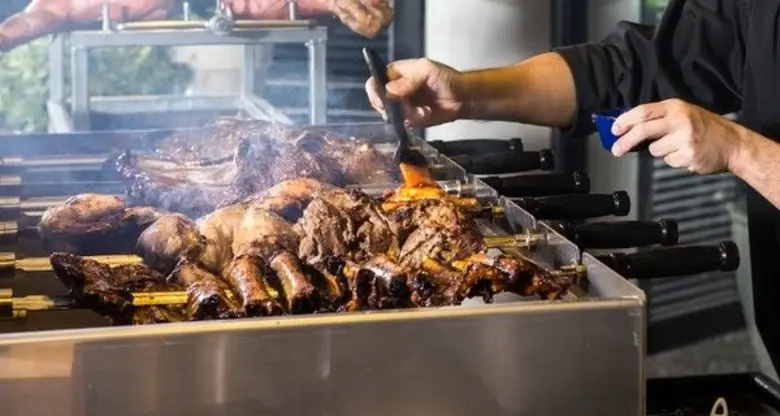 ฮาร์ดร็อคพัทยาภูมิใจนำเสนอบุฟเฟ่ต์ใหม่อร่...