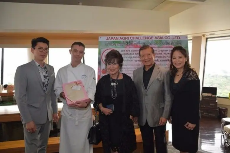 ศุขสนั่น โชติเสถียร ประธานกรรมการ มูลนิธิ...