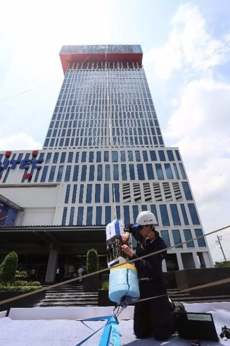 เปิดตัวหุ่นยนต์โครงการ SPACE ELEVATOR ครั้งแรกของอาเซียน ชมในงานแมนูแฟกเจอร์ริ่ง เอ็กซ์โป 2017