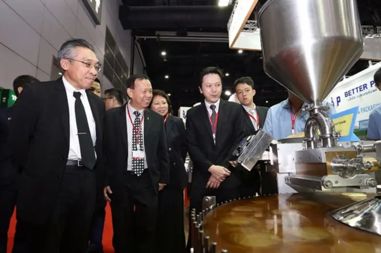 นโยบาย ไทยแลนด์ 4.0 ภาครัฐจุดพลุปฏิวัติภาคอุตสาหกรร...