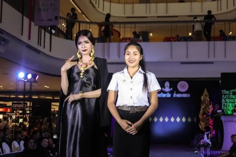 นิทรรศการแสดงผลงานจากสุดยอดเด็กไทย “สร้างสรรค์ศิลปกรรม สวยเลิศล้ำงานช่างทอง ครั้งที่2”