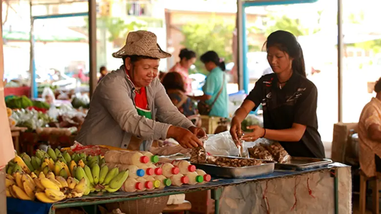 รายการ "สานรัก คนเก่งหัวใจแกร่ง" อาทิตย์น...