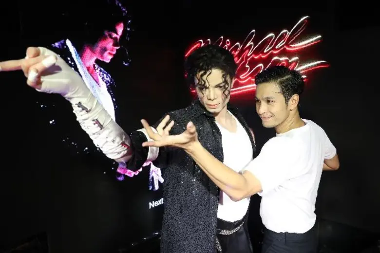 “โอ-อนุชิต” เท้าไฟ...ฟื้นตำนานดนตรีป๊อประดับโลก 'ไมเคิล แจ็คสัน’ ร่วมนับถอยหลังสู่...ปรากฏการณ์ดนตรีโฉมใหม่ ที่มาดามทุสโซฯ