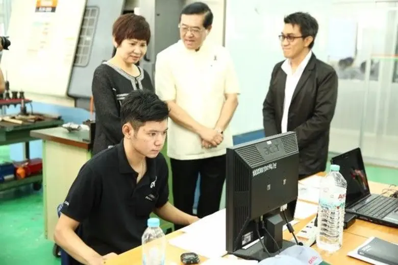 กรมพัฒนาฝีมือแรงงาน ผสานพลัง Chevron Enjoy Science ตั้ง “ศูนย์พัฒนาทักษะอาชีพด้านยานยนต์” ปั้น “ช่างเทคนิค 4.0”