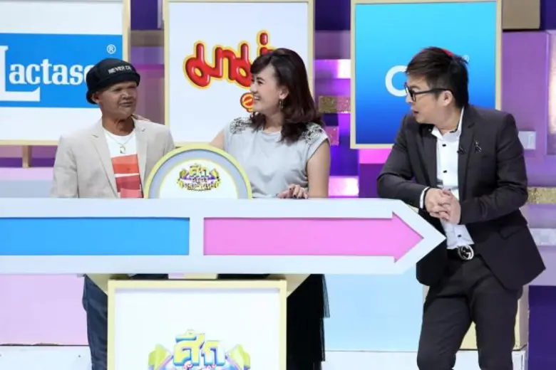 ทีวีไกด์: รายการ “ศึกน้ำผึ้งพระจันทร์” “สุเทพ สีใส” งานเข้า!!! “เอ๋ เชิญยิ้ม” เผยเรื่องลับต่อหน้าภรรยา “ป็อบ-ธณัฏฐ์ภรณ์" ในรายการ “ศึกน้ำผึ้งพระจันทร์”