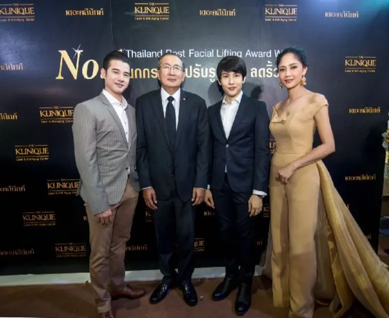 “มาริโอ้” จับไมค์โชว์มินิคอนเสิร์ตคนอยุธยาฟิน ฉลองมอบ3 รางวัลสำเร็จ “เดอะคลีนิกค์”