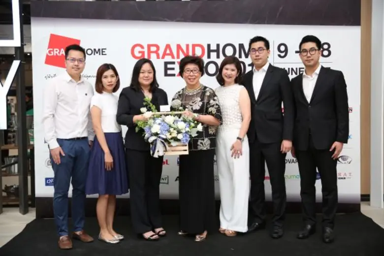 นางสาวสตรีรัตน์ ถิระนันท์ ผู้อำนวยการฝ่าย...