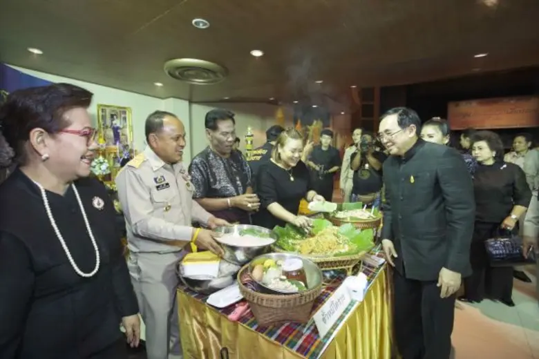 วธ.จับมือ5 จังหวัด ภาครัฐ เอกชน เครือข่ายวัฒนธรรม จัดงาน “บุญประเพณี เนื่องในวันเข้าพรรษา ประจำปี 2560” อนุรักษ์ แห่เทียนพรรษา-ตักบาตรดอกไม้ 6 - 10 ก.ค.นี้