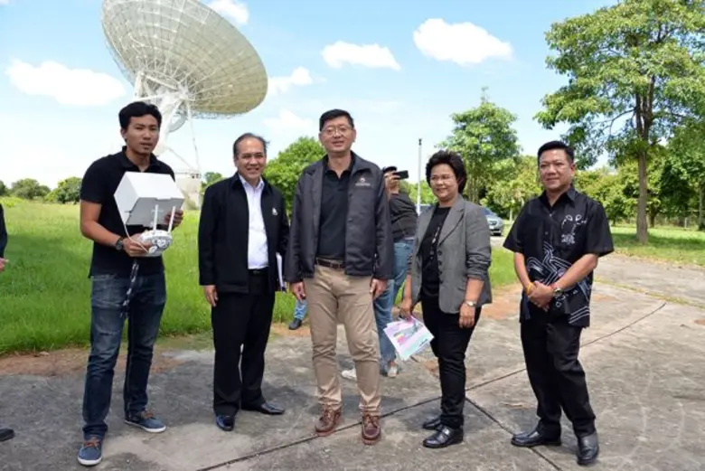 นายพชร อนันตศิลป์ อธิบดีกรมธนารักษ์ เดินท...