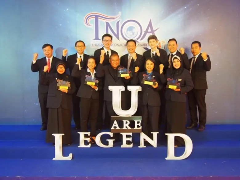 คุณปรัชญา กุลวณิชพิสิฐ กรรมการผู้จัดการ พ...