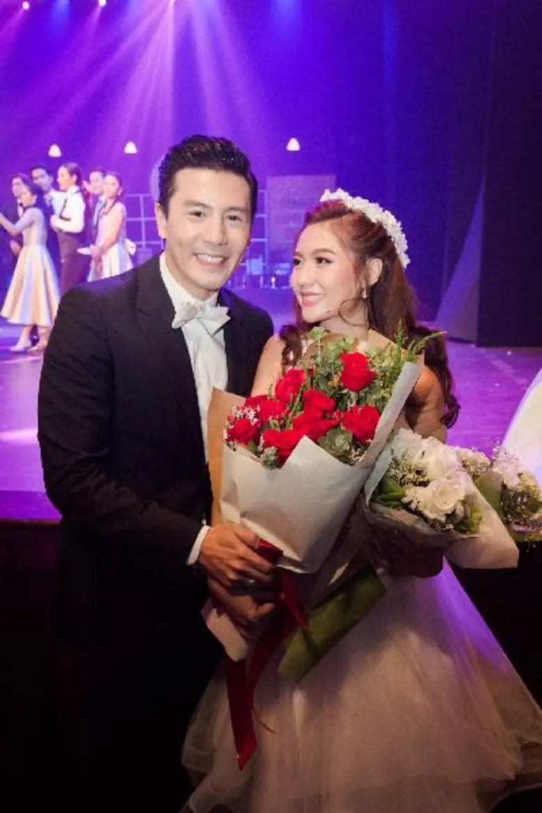 แฟนๆแอบกรี๊ดกันลั่น เมื่อ โดม ปกรณ์ ลัมสว...