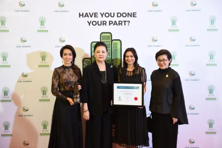 คุณมณีสุดา ศิลาอ่อน ผู้จัดการฝ่ายสื่อสารอ...