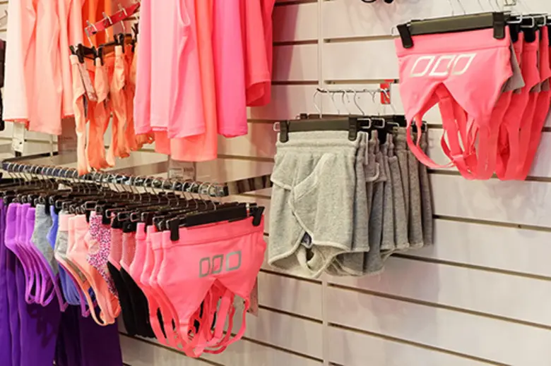 ลอร์น่า เจน (Lorna Jane) ตอกย้ำกระแสความแ...