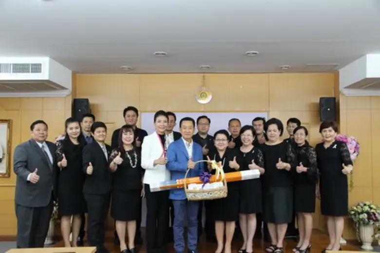 GUNKUL ร่วมสนับสนุนหลอดไฟประหยัดพลังงานให้กับมหาวิทยาลัยเทคโนโลยีราชมงคลพระนคร