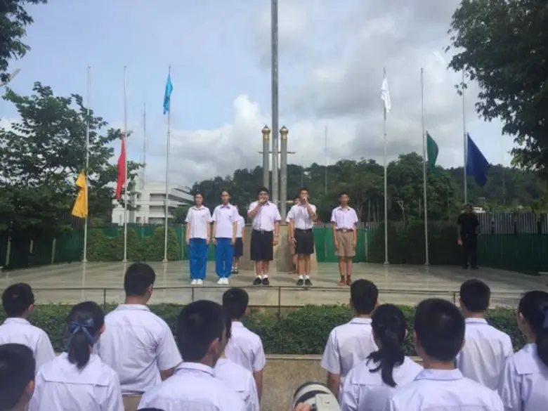 ทีวีไกด์: รายการ “รถโรงเรียน High School Reunion” “โดม” ย้อนวีรกรรมสุดแสบ “โรงหนังหลังห้องเรียน” ใน “รถโรงเรียน High School Reunion” 2 ก.ค.นี้