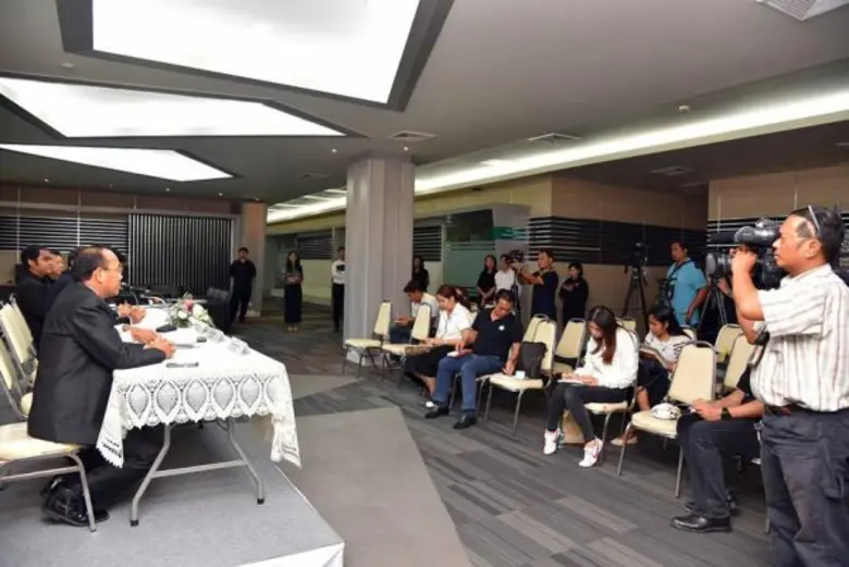 กรมศุลกากรหารือกรมการขนส่งทางบกได้ข้อสรุปชัดเจน กำหนดจัดการประมูลรถยนต์และรถจักรยานยนต์ของกลาง 6 กรกฎาคม 2560 แน่นอน