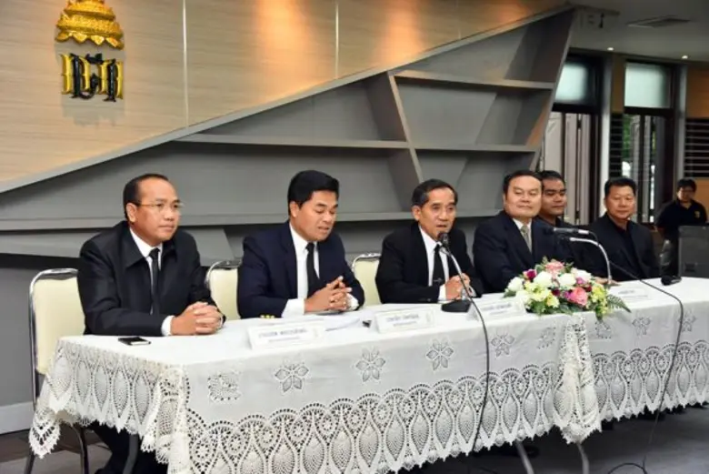 นายอวยชัย กุลทิพย์มนตรี รองอธิบดีกรมศุลกา...