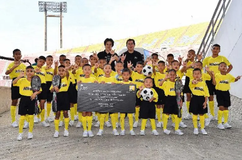นิคอนนำเยาวชนไทยร่วมเป็นส่วนหนึ่งในการแข่งขันสำคัญนัดประวัติศาสตร์  ฟุตบอลโลก 2018 รอบคัดเลือก โซนเอเชีย