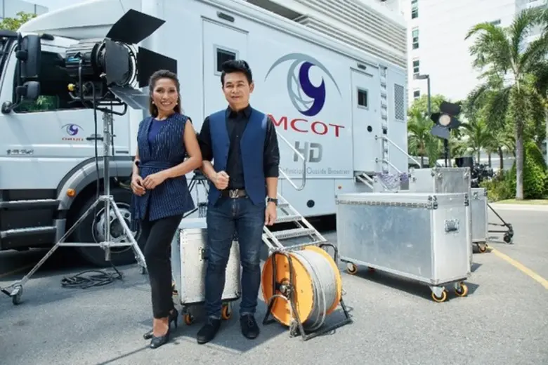 "กำภู ภูริภูวดล" และ "รัชนีย์ สุทธิธรรม" สองพิธีกรข...