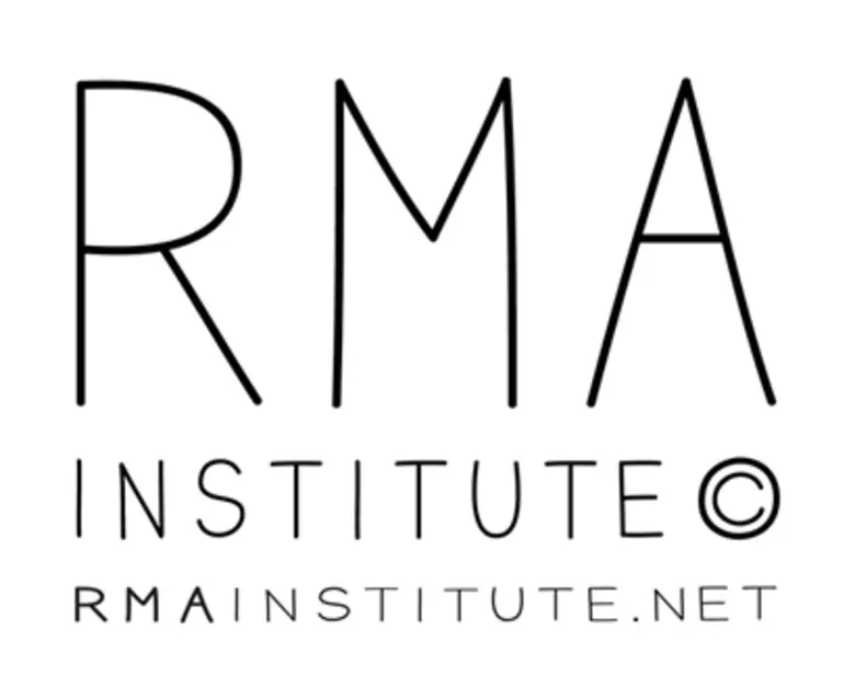 ปิยทัต เหมทัต ศิลปินนักถ่ายภาพชื่อดังของไ...