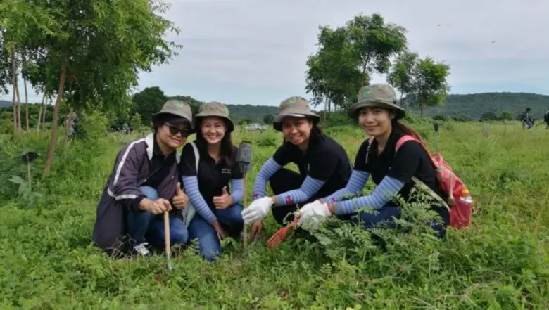 บริษัท เจริญโภคภัณฑ์อาหาร จำกัด (มหาชน) ห...