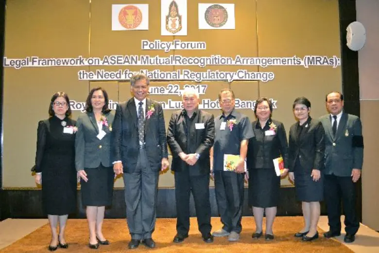 ดร.สุรินทร์ พิศสุวรรณ อดีตเลขาธิการอาเซีย...