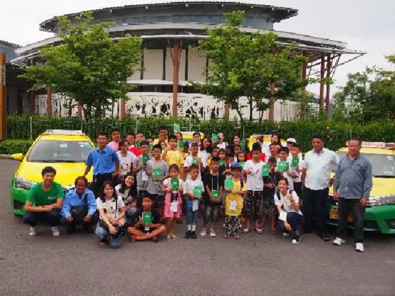 แกร็บฉลองครบรอบ 5 ปี สนับสนุนโครงการ Neighbor Youth Camp พาเยาวชนไทยไปทัศนศึกษา ณ อุทยานธรรมชาติวิทยาสิรีรุกขชาติ