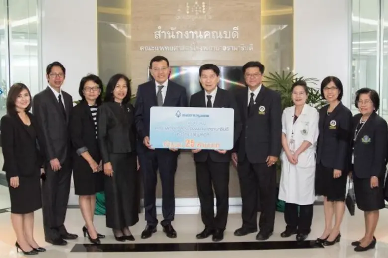 นายโชค ณ ระนอง ผู้ช่วยผู้จัดการใหญ่ ผู้จั...