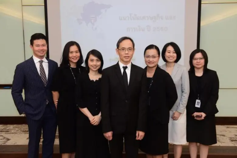 ดร.เชาว์ เก่งชน กรรมการผู้จัดการ พร้อมผู้...