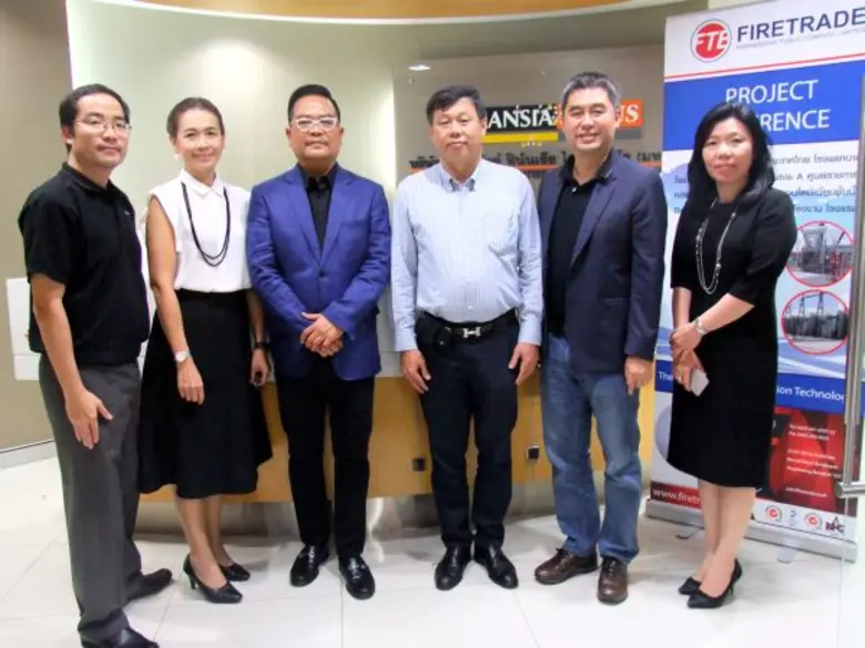 นายทักษิณ ตันติไพจิตร กรรมการผู้จัดการ บร...