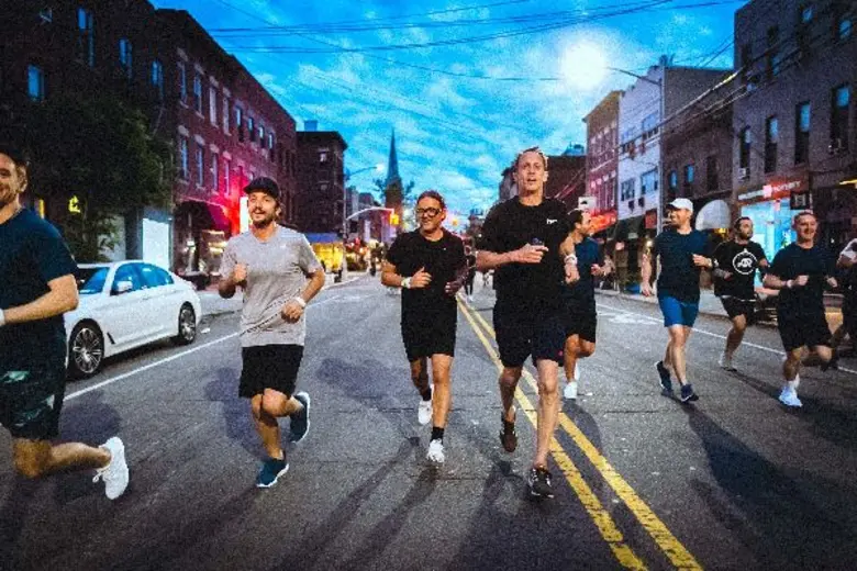 อาดิดาสและองค์กรพาร์ลี่ย์จัดงานวิ่ง Run For The Oceans กลางกรุงนิวยอร์ค รณรงค์คนทั่วโลกร่วมอนุรักษ์ธรรมชาติในท้องทะเล ในวันมหาสมุทรโลก