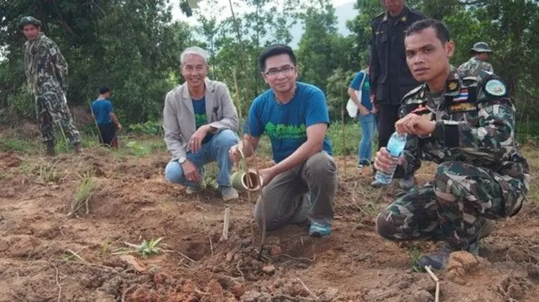 ราชภัฏโคราช จับมือ 2 หน่วยงานรัฐ ปลูกป่าร่วมอนุรักษ์ทรัพยากรธรรมชาติ
