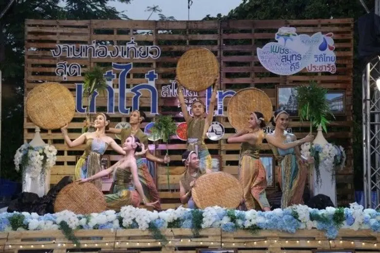 เก็บภาพบรรยากาศของงาน เพชรสมุทรคีรี วิถีไทย ประชารัฐ งานท่องเที่ยวสุดเก๋ไก๋ สไตล์วิถีไทย ณ จังหวัดขอนแก่น