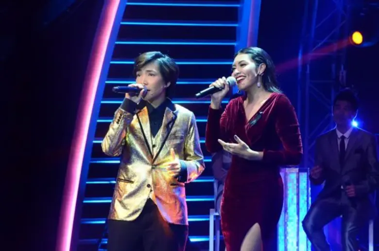 ทีวีไกด์: รายการ "ร้องล่าเนื้อ" "แก้ม-โรส" ท้าดวลคู่เลิฟ "จิ๊บ-จ๊ะจ๋า" ออกล่า!! หาเนื้อเพลงใน “ร้องล่าเนื้อ”