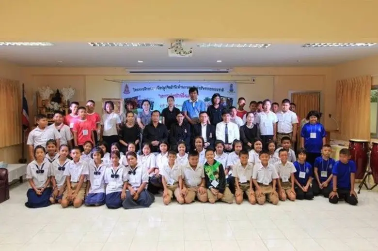 นายอนุวัชร โพธินาม ผู้อำนวยการศูนย์ศึกษาก...