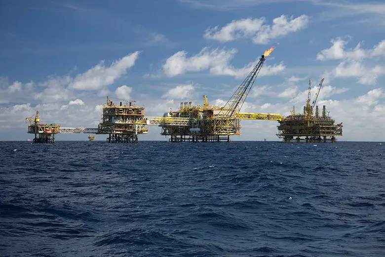 นายนพดล ปิ่นสุภา รองกรรมการผู้จัดการใหญ่ห...