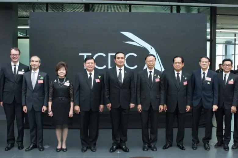 พลเอกประยุทธ์ จันทร์โอชา นายกรัฐมนตรี (คน...