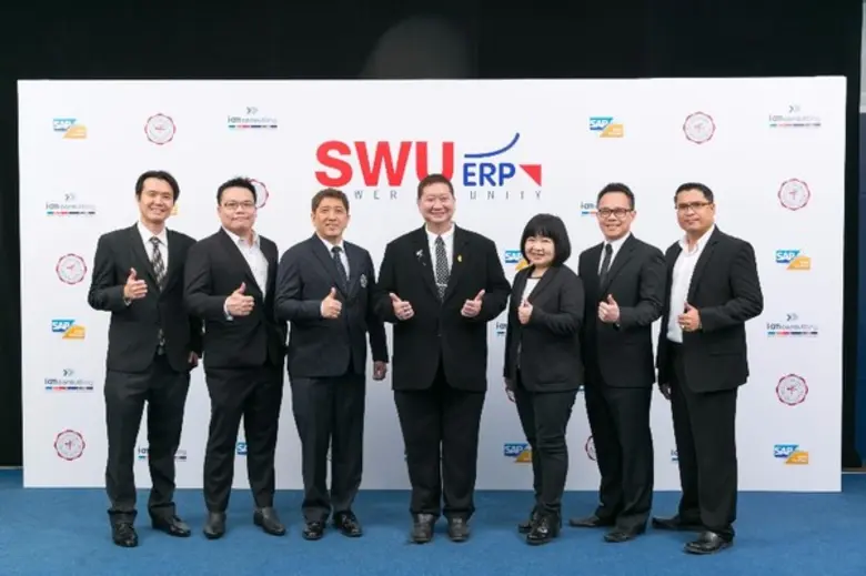 รองศาสตราจารย์ ดร.สมชาย สันติวัฒนกุล (ที่...