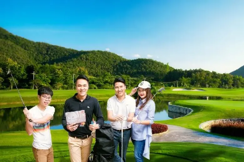 "เคทีซี" หรือ บริษัท บัตรกรุงไทย จำกัด (ม...